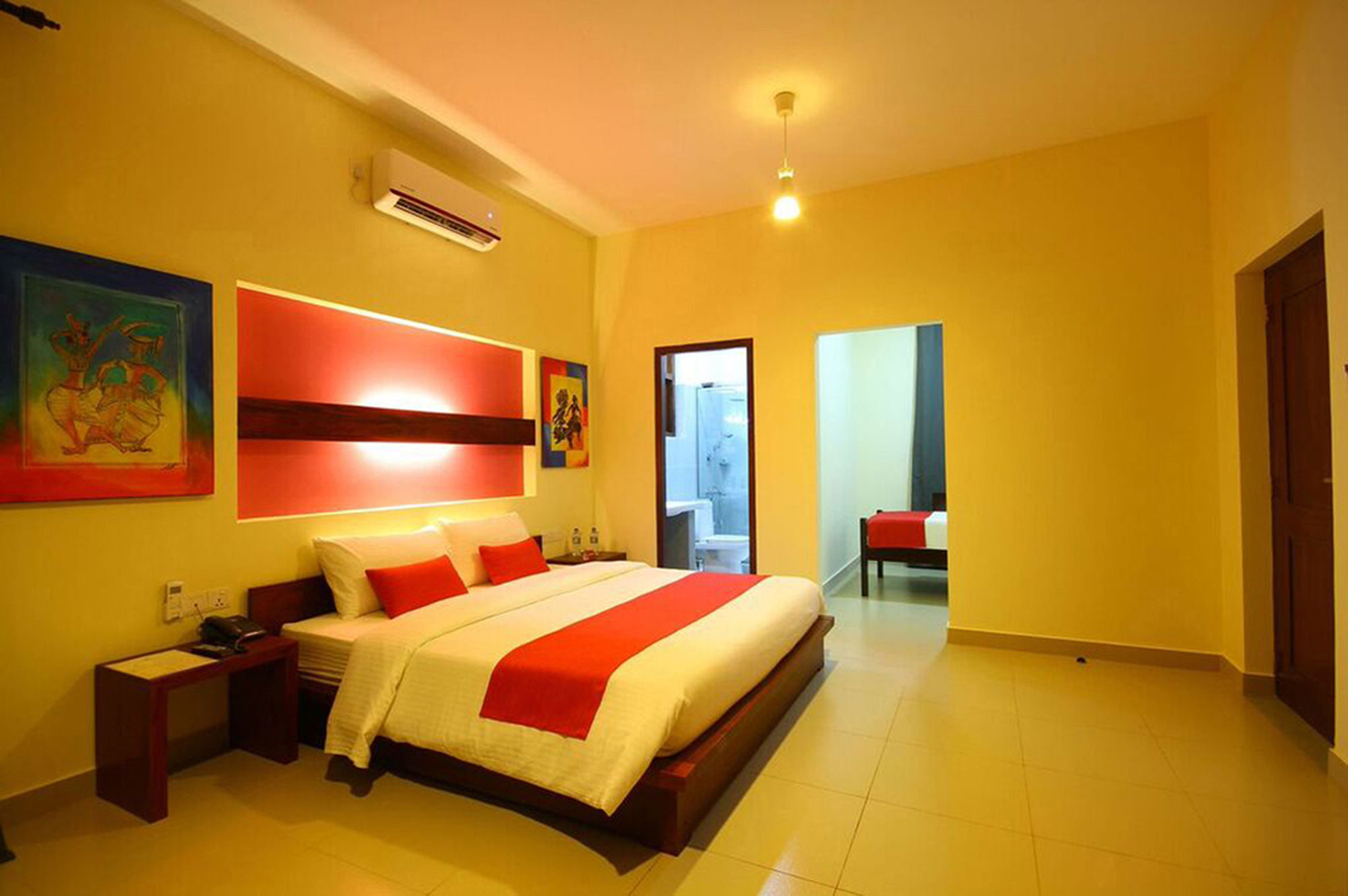 נגומבו Sea Breeze Deluxe Inn מראה חיצוני תמונה